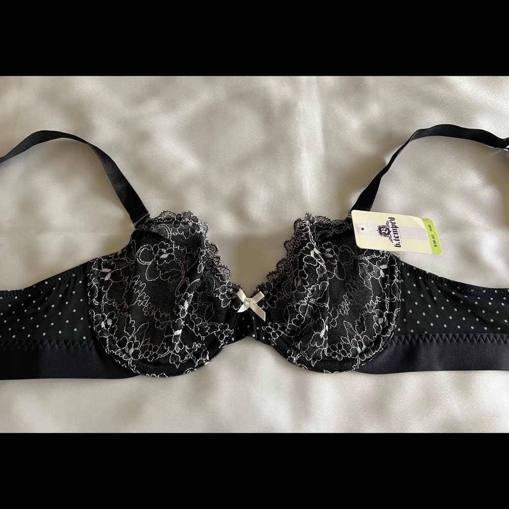 NWT Wacoal b.tempt’d Express yourself U/W Bra 34 B